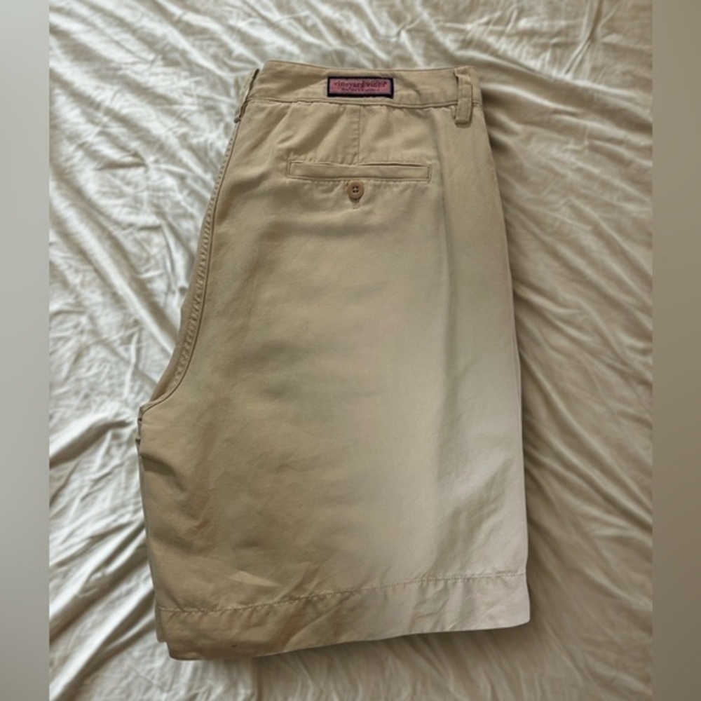 Vineyard Vines Men's Khaki Shorts